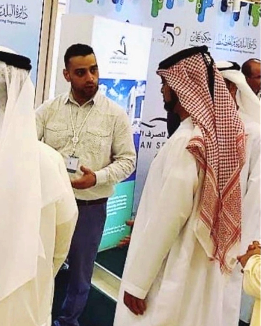 Robin Edwan presenting at Ajman Environmental Conference